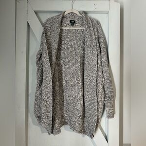 Roots cardigan